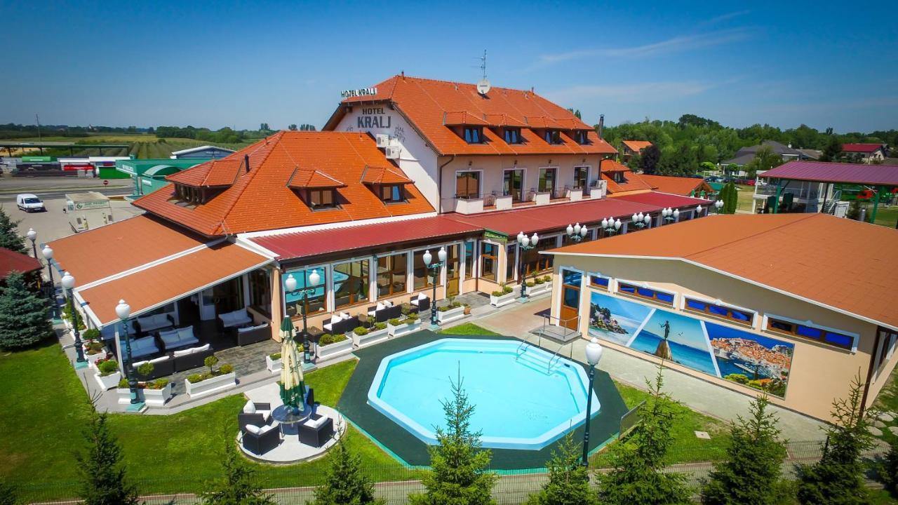 Hostel Green Donji Kraljevoc Buitenkant foto