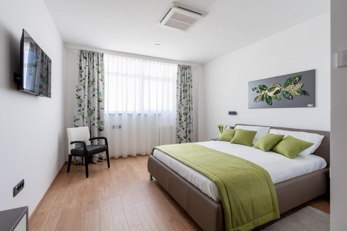 Hostel Green Donji Kraljevoc Buitenkant foto