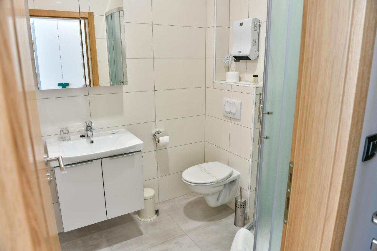 Hostel Green Donji Kraljevoc Buitenkant foto