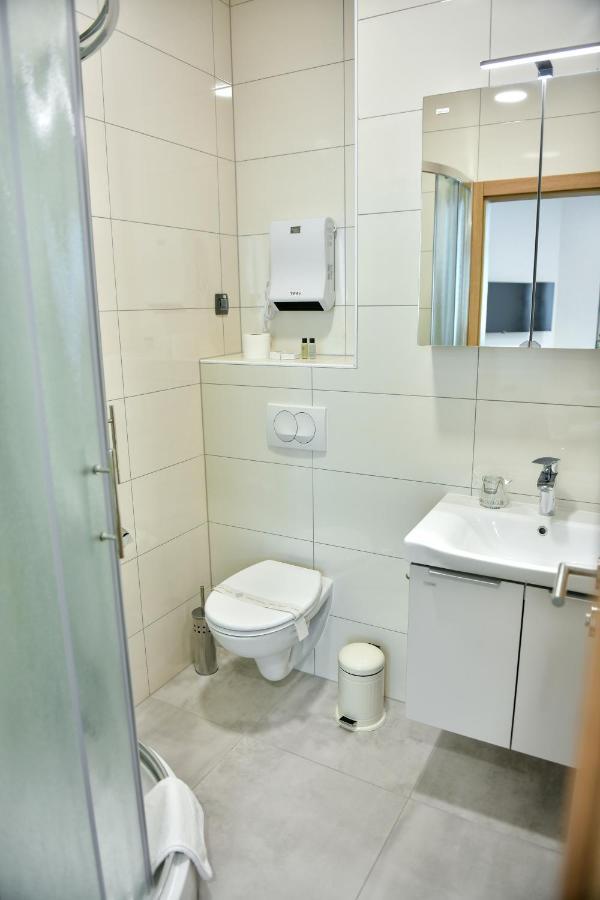 Hostel Green Donji Kraljevoc Buitenkant foto